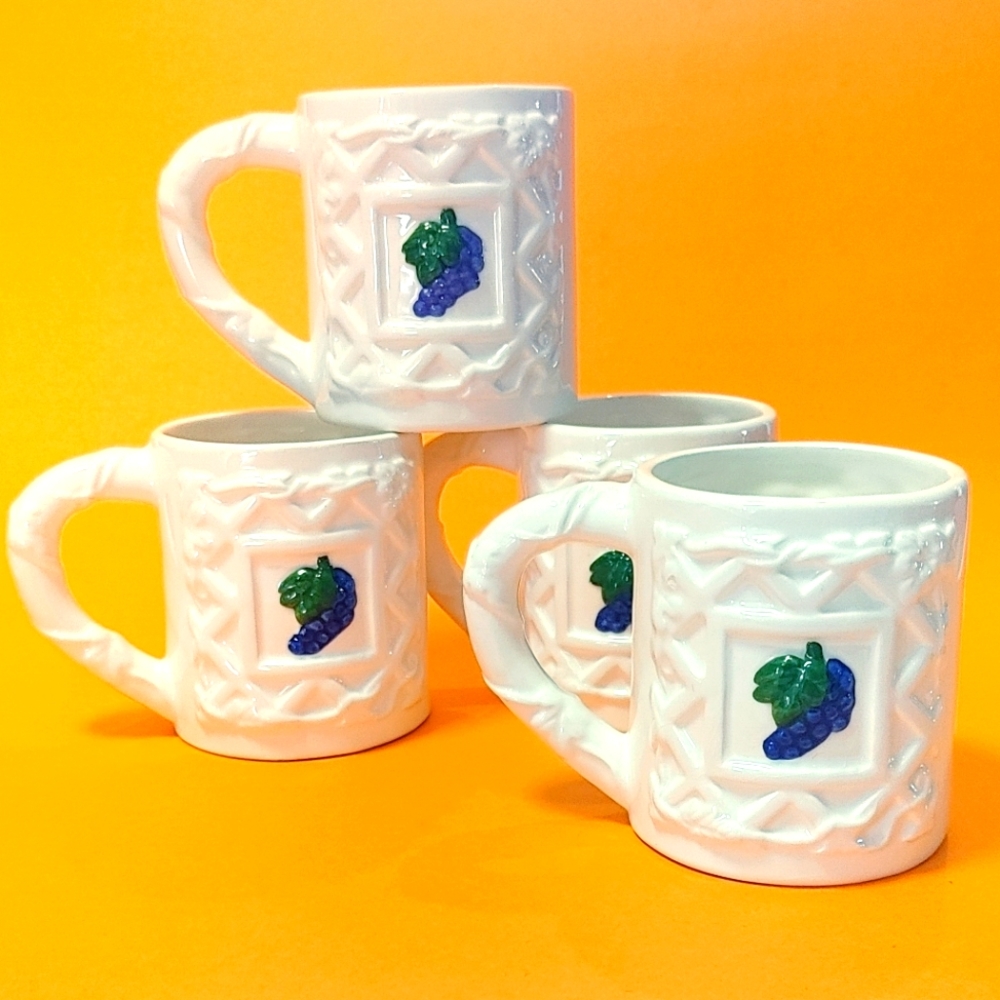 Set of 4 Vintage Ceramic Grape Mugs | Fruit Kitschy